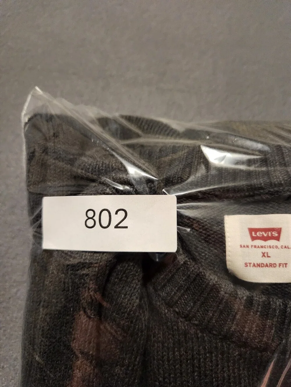 Levis Sweater Men Size XL Gray